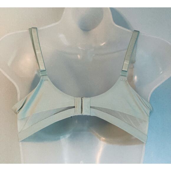 Victoria's Secret Push Up Bra Uplift Plunge Green 34D NWOT - Picture 4 of 9